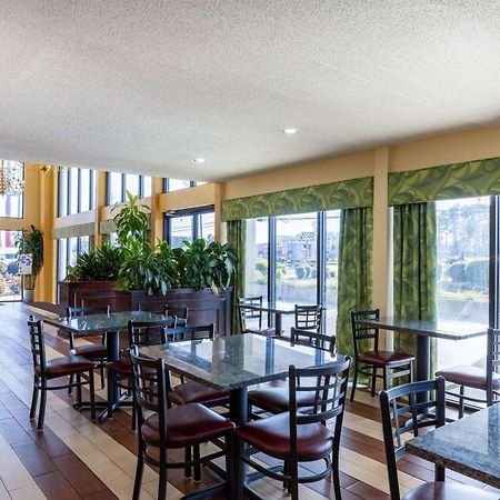 Days Inn By Wyndham Florence/I-95 North Exteriér fotografie