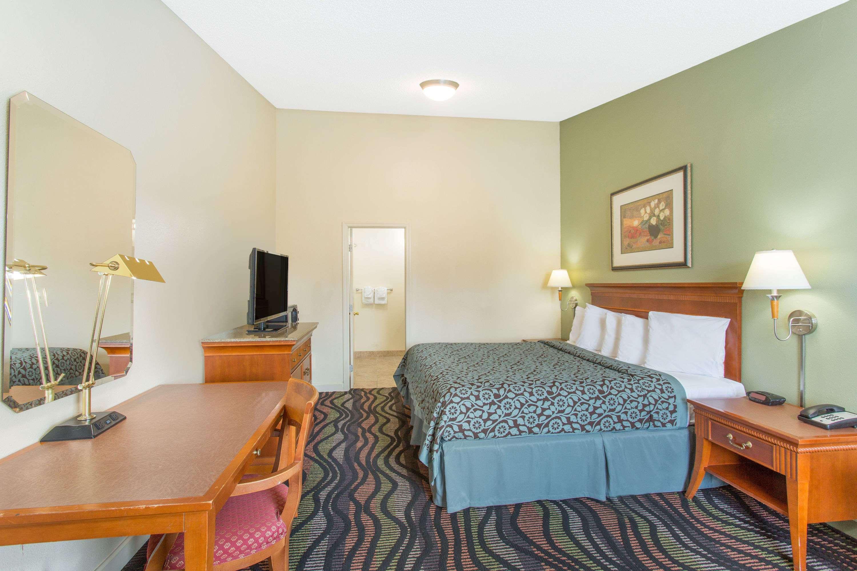 Days Inn By Wyndham Florence/I-95 North Exteriér fotografie