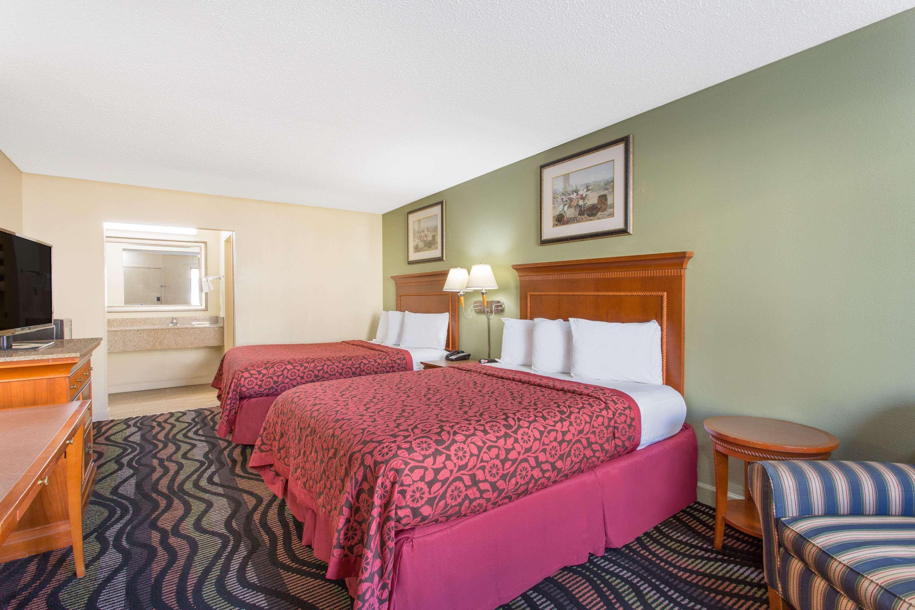 Days Inn By Wyndham Florence/I-95 North Exteriér fotografie