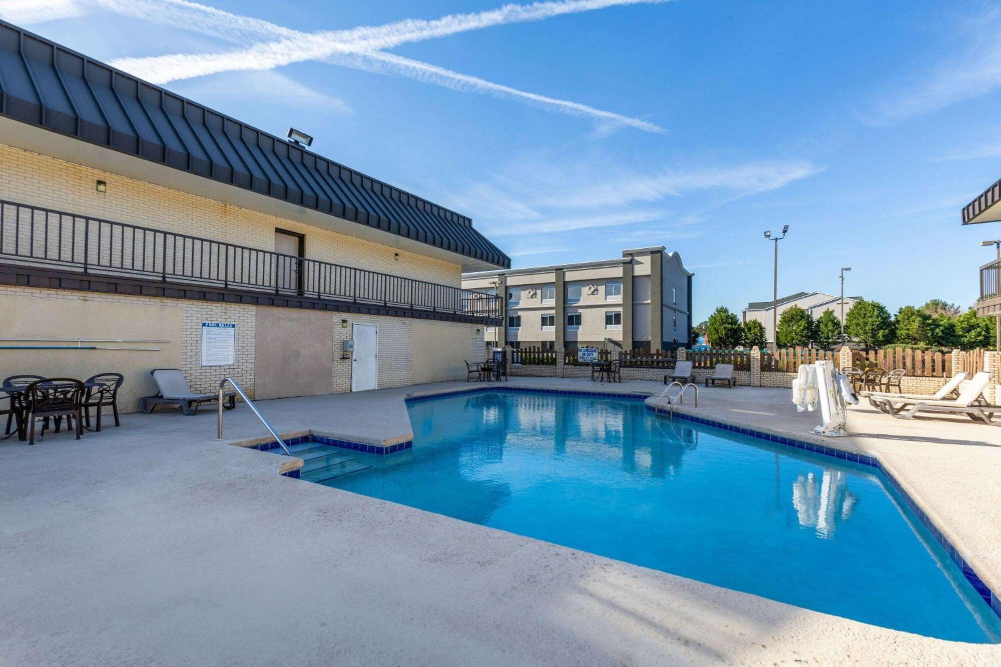 Days Inn By Wyndham Florence/I-95 North Exteriér fotografie